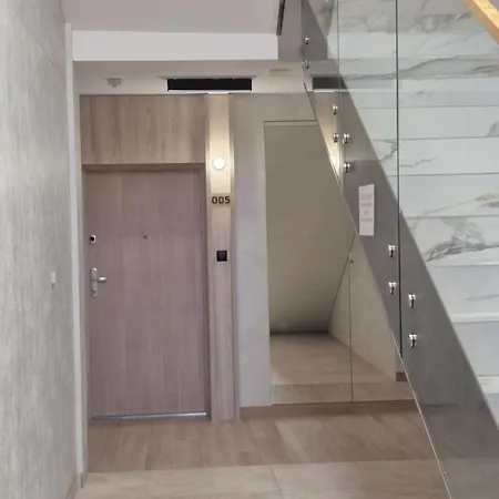 Na Mierzei Z Parkingiem I Bilardem * Sztutowo