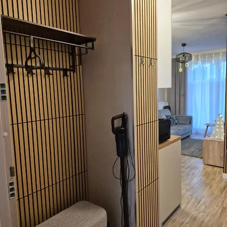 Na Mierzei Z Parkingiem I Bilardem *